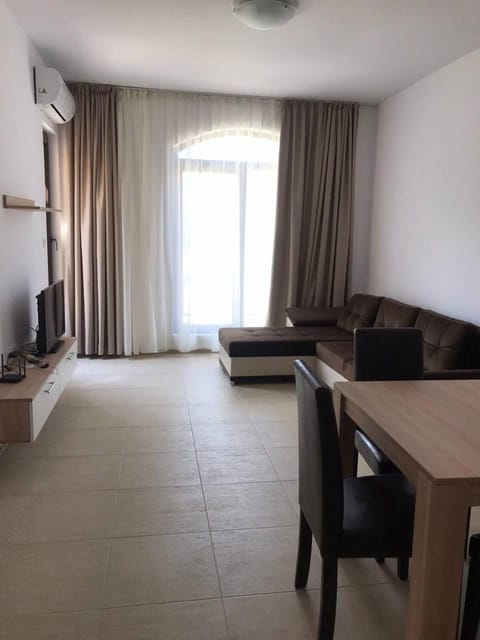 Вилла Астория Apartment in Burgas