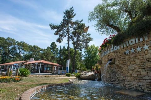 Le Bois Dormant Campground/ 
RV Resort in Saint-Jean-de-Monts