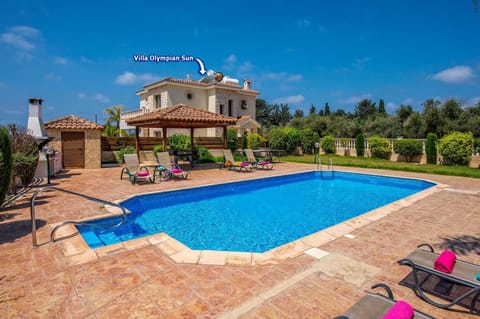 Villa Petra Sun Chalet in Peyia