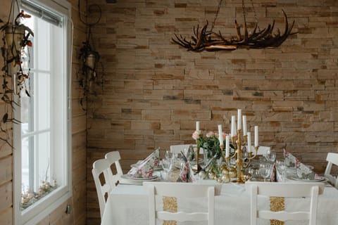 Decorative detail, Dining area