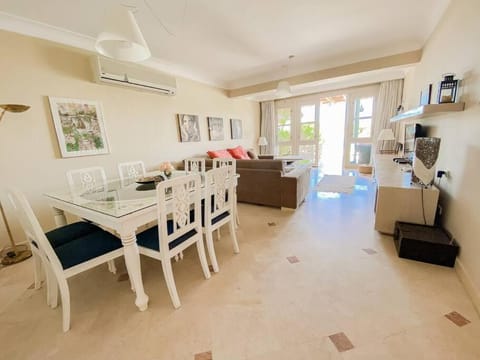 Wonderful apartment at beautiful lagoon Copropriété in Hurghada