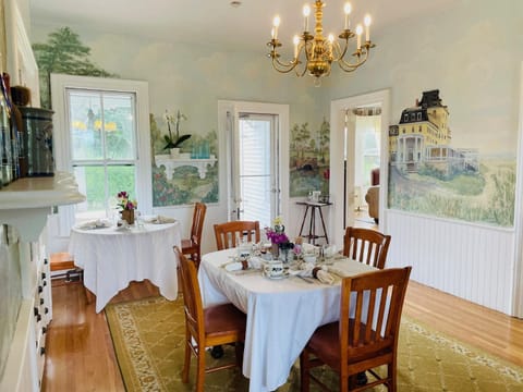 The Langworthy Inn & Winery Bed and Breakfast in Misquamicut