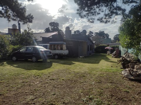 Casa Los Acantilados House in Mar del Plata