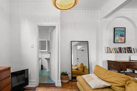 Pocket of Petersham - A Stylish Inner-West Retreat Condo in Marrickville