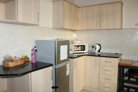 Janes Airport apartment Vacation rental in Nairobi