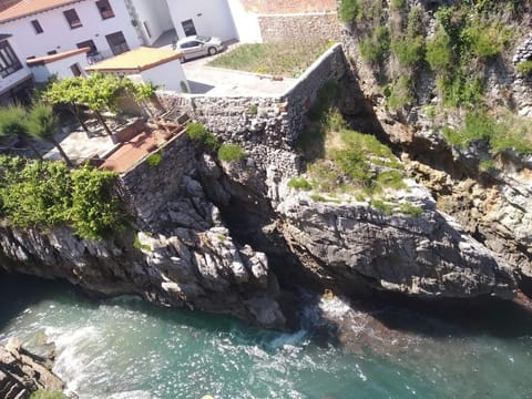 CASA EN EL CENTRO HISTÓRICO DE CASTRO URDIALES House in Castro Urdiales