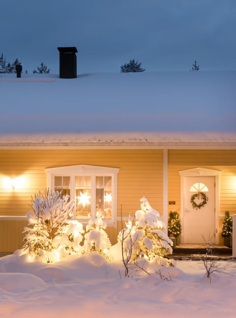 Arctic Circle Home close to Santa`s Village House in Rovaniemi