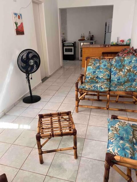 Locação temporada casa a 300 mt dá praia House in Peruíbe