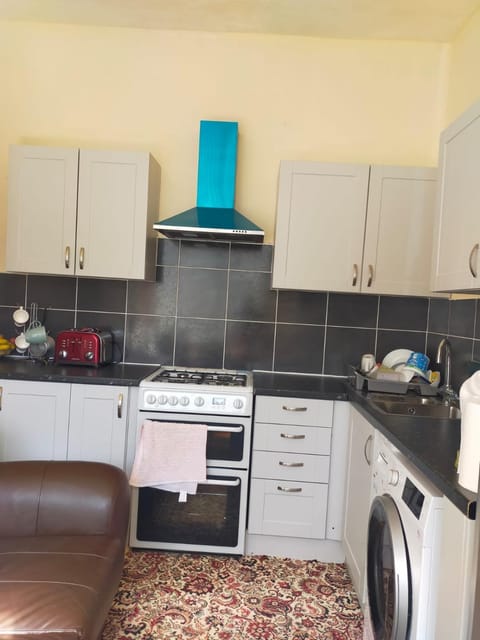 Female Only Room Vacation rental in Bradford