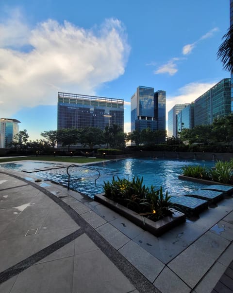 Uptown Parksuites Tower 1 at BGC - Staycations Up Above 12 Hotel in Makati