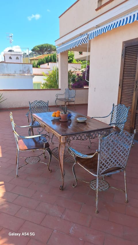 Frontemare Apartment in Porto Santo Stefano