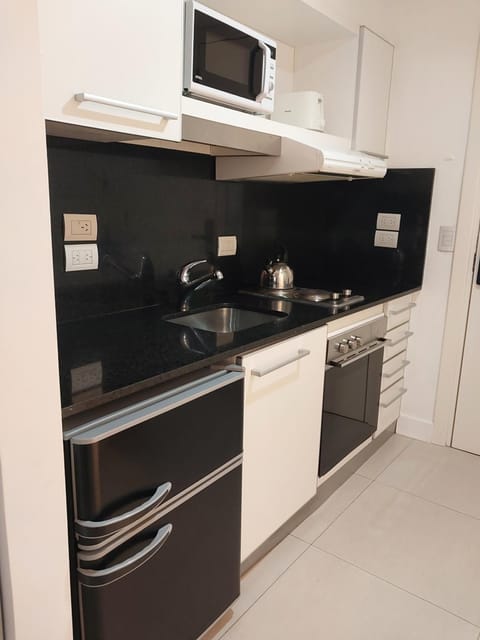 Kitchen or kitchenette, minibar, pet friendly