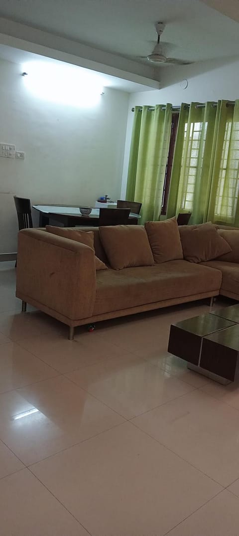 Villa in velachery Apartment in Chennai