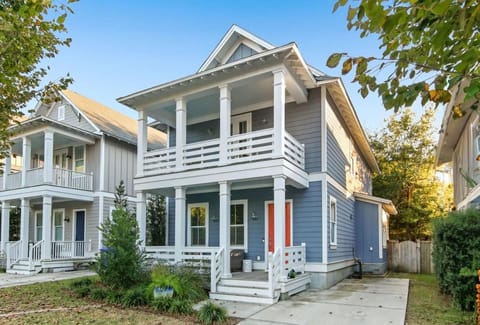 Shem Creek House- 5 Mins to Downtown & Beach Haus in Mount Pleasant