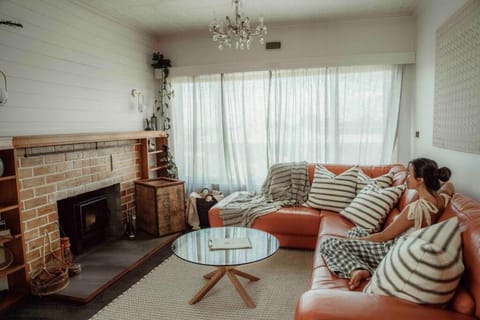 Living room, Seating area, flat iron