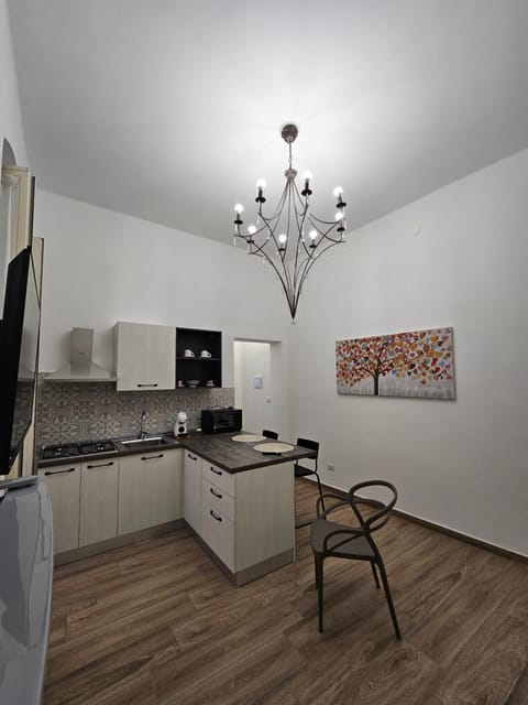 TV and multimedia, Decorative detail, hair dresser, kitchen, kitchen