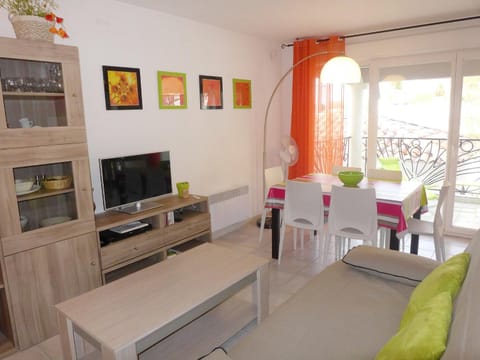 Apartment Le Madrilène by Interhome Apartment in La Cadière-d'Azur