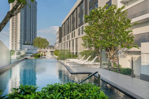 Property building, Pool view, Swimming pool