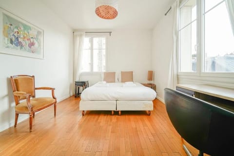 Appartement spacieux 17ème arrondissement - II Apartment in Levallois-Perret