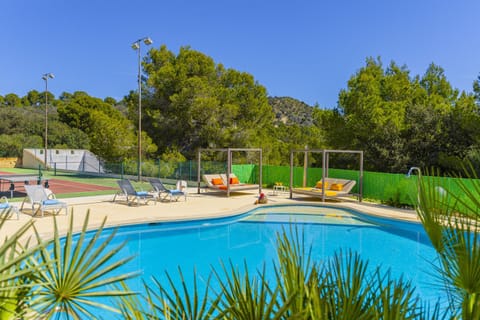 Aucanada Golf Villa in Raiguer