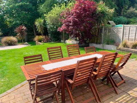 Patio, Garden, Dining area