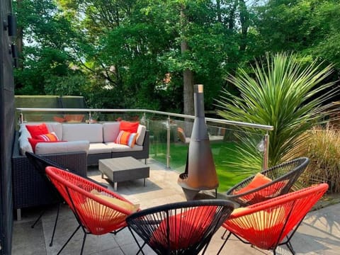 Balcony/Terrace, Garden view