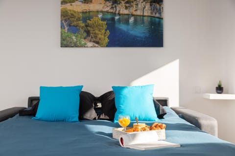 Sweet Calanque - Host Provence Condo in Cassis