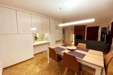 Cosy 4.5 rooms apartment @ LS 16 Dübendorf Apartment in Zurich City