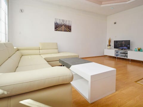 Holiday Home Marko by Interhome House in Novigrad