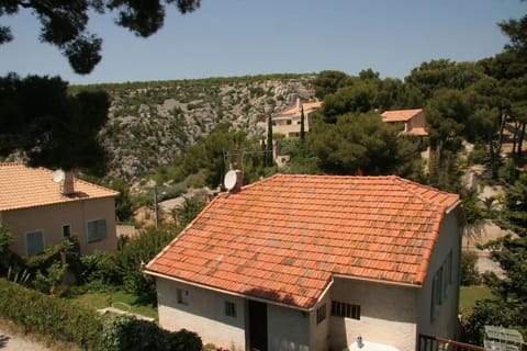 80m2 à 200m de la calanque de Port Miou - 2 chambres et parking Apartment in Cassis