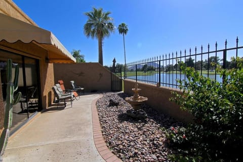 Waterfront, Golf, Camelback Mtn View, 2 Patios House in McCormick Ranch