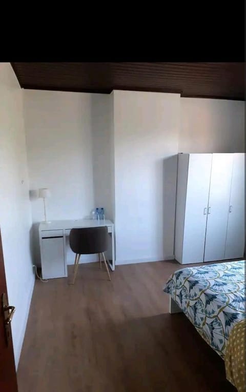 Room Marci- SweetHome Vacation rental in Charleroi
