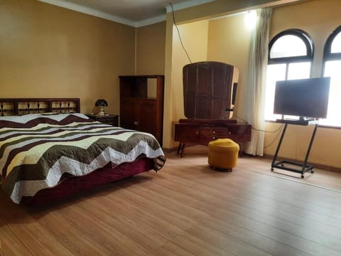 Recidencia El Hogar Bed and Breakfast in Cochabamba