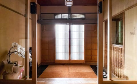 EXP Co Onsen 呼隱撰 Chalet in Kanagawa Prefecture