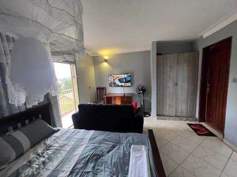Cozy suites 3 Condo in Kampala