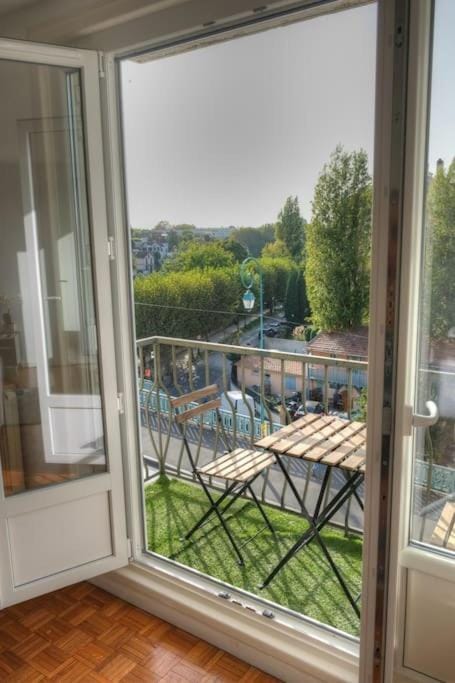 Appartement 67m² 500m RER (20mn Paris) face Marne Eigentumswohnung in Saint-Maur-des-Fossés