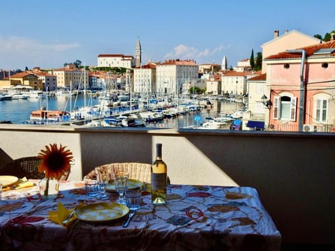 View (from property/room), Balcony/Terrace, Sea view