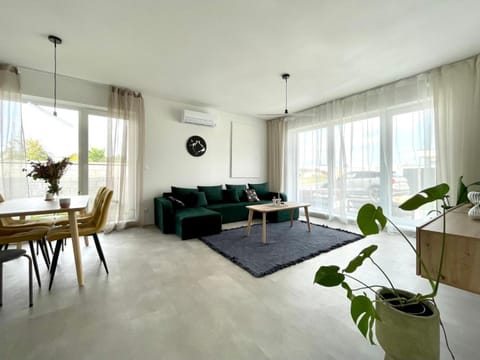 Klimatizovaný Apartmánový dom s vírivkou, 10A Maison in Bratislava