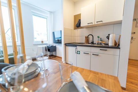 RR - Chic Apartment 33qm - Parking - Washer Condo in Magdeburg