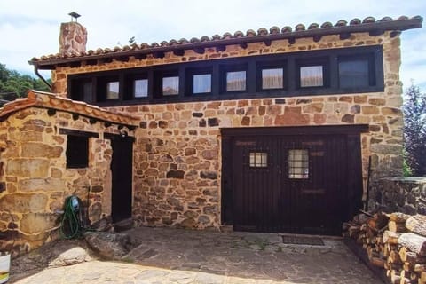 Casa con encanto LagunaNegra y Urbion House in La Rioja