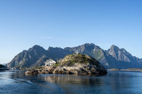 Lofoten Island Lodge House in Lofoten