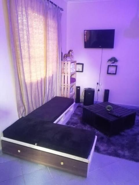 Black Aesthetic home Apartment in Mombasa