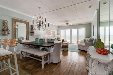 New Elegance-on-the-Oceanfront Appartamento in Daytona Beach Shores