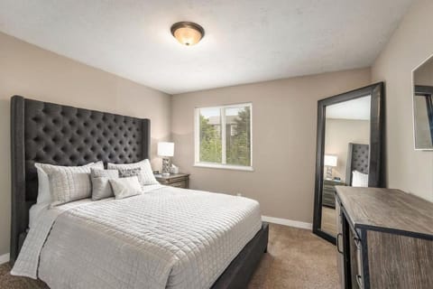 Urban Chateau Downtown Retreat Apartamento in Grand Rapids