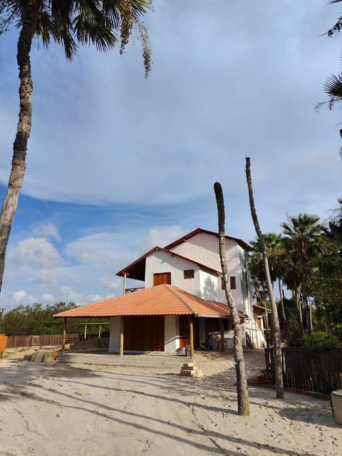 Casa Mangle House in State of Ceará