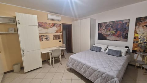 City Cottage Apartment in Reggio Emilia