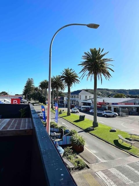 Rooftop Apartment in CBD Appartement in Raglan