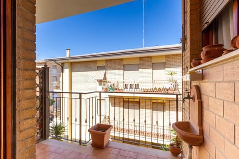 Property building, Balcony/Terrace