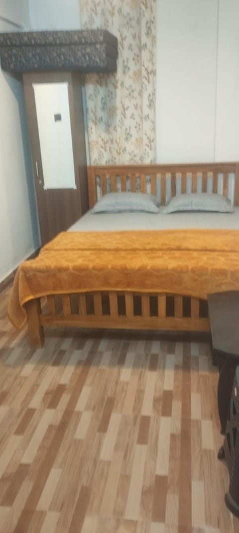 Shariaz rooms Vacation rental in Kodaikanal