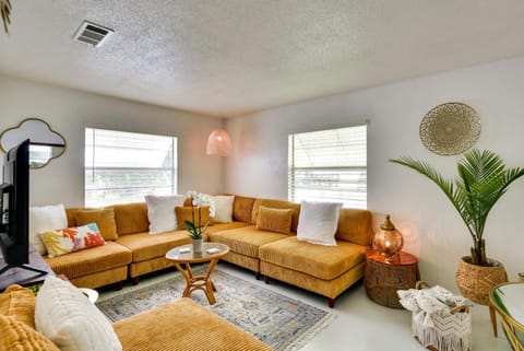 New Smyrna Beach Vacation Rental with Patio and Grill! House in New Smyrna Beach